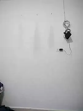 Snapshot of andresardila chatting on 12.18.24 andresardila online show from 12.18.24