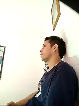 Snapshot of andresardila chatting on 12.22.24 andresardila online show from 12.22.24