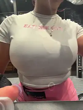 Snapshot of Bigbuttbrooklynn chatting on 03.11.26 Bigbuttbrooklynn online show from 03.11.26