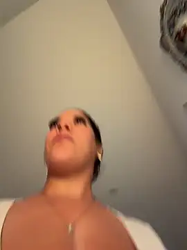 Snapshot of Bigbuttbrooklynn chatting on 04.02.26 Bigbuttbrooklynn online show from 04.02.26