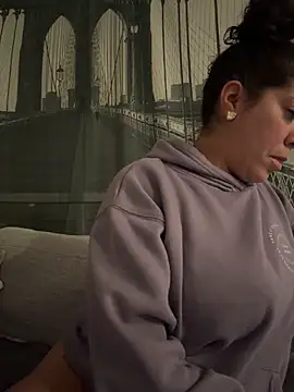 Snapshot of Bigbuttbrooklynn chatting on 04.07.26 Bigbuttbrooklynn online show from 04.07.26