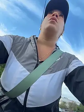 Snapshot of Bigbuttbrooklynn chatting on 04.09.26 Bigbuttbrooklynn online show from 04.09.26