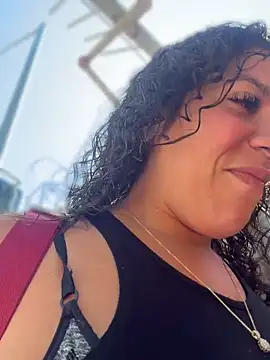 Snapshot of Bigbuttbrooklynn chatting on 04.15.26 Bigbuttbrooklynn online show from 04.15.26