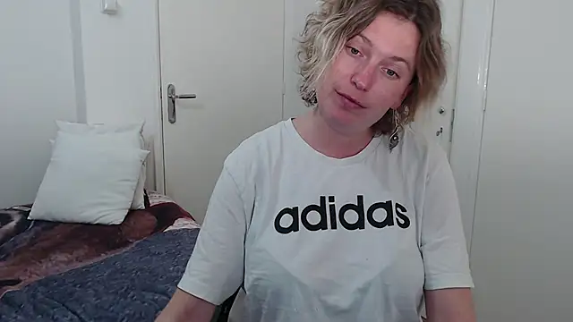 Snapshot of cumfun chatting on 02.05.26 cumfun online show from 02.05.26