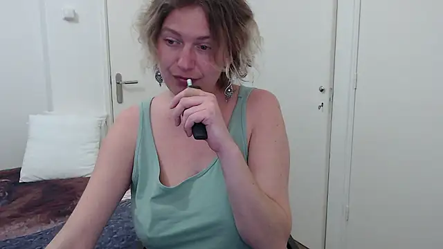 Snapshot of cumfun chatting on 02.16.26 cumfun online show from 02.16.26