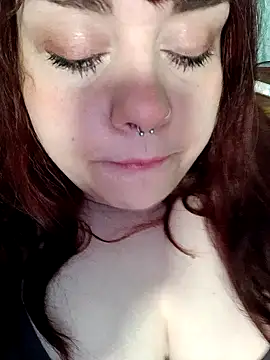 Snapshot of persefone97 chatting on 02.07.25 persefone97 online show from 02.07.25