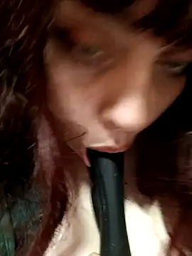 Snapshot of persefone97 chatting on 02.19.25 persefone97 online show from 02.19.25