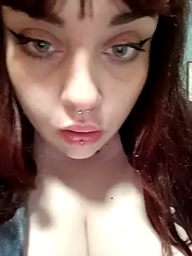 Snapshot of persefone97 chatting on 02.27.25 persefone97 online show from 02.27.25