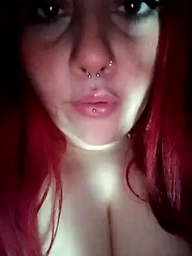 Snapshot of persefone97 chatting on 09.16.25 persefone97 online show from 09.16.25