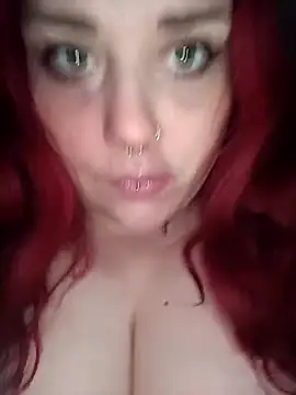 Snapshot of persefone97 chatting on 09.21.25 persefone97 online show from 09.21.25