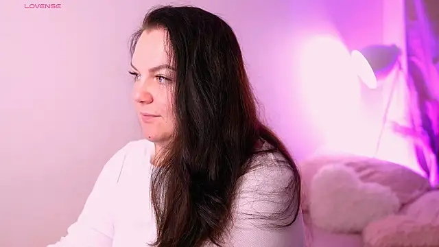 Snapshot of ameliaminkx chatting on 11.14.25 ameliaminkx online show from 11.14.25