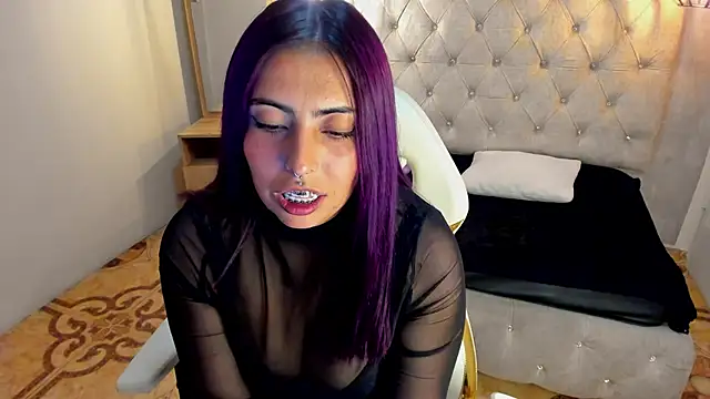 Alice Laurentt online show from 01.23.25