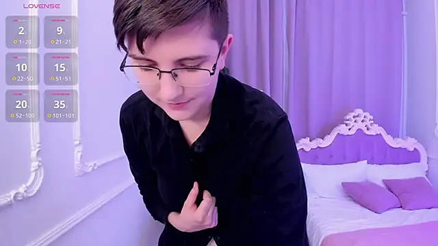 Lily Marlin online show from 02.22.25