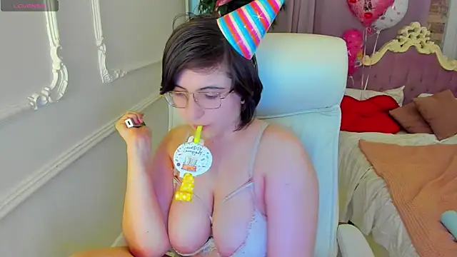 Lily Marlin online show from 04.18.26