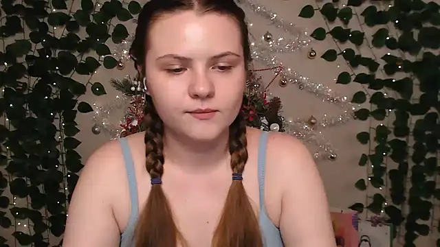 IxxiLiana online show from 12.27.24