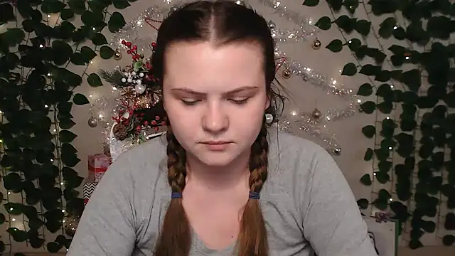 IxxiLiana online show from 12.28.24