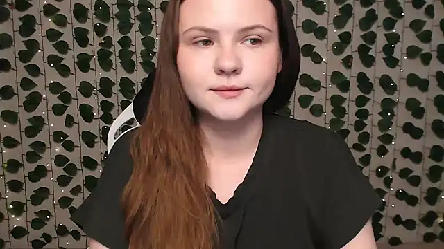 IxxiLiana online show from 01.18.25