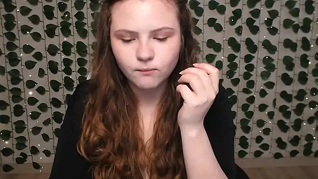 IxxiLiana online show from 01.25.25