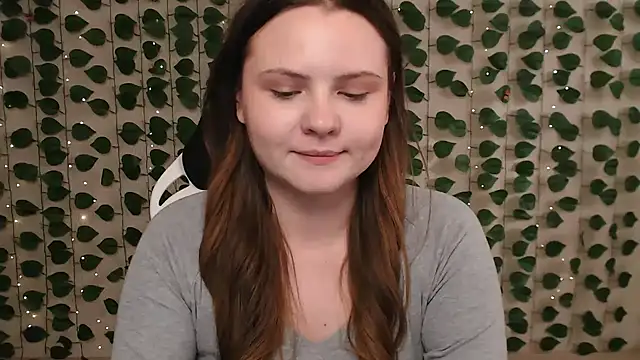 IxxiLiana online show from 02.06.25