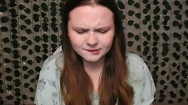 IxxiLiana online show from 02.07.25