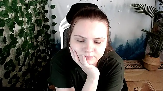 IxxiLiana online show from 03.20.25