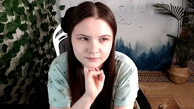 IxxiLiana online show from 03.23.25