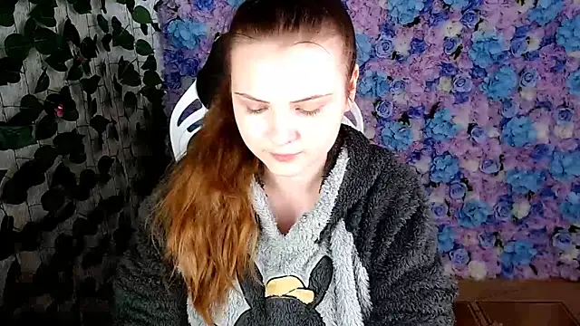 IxxiLiana online show from 09.19.25