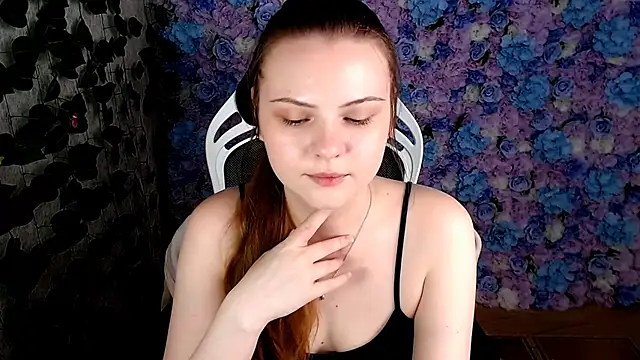 IxxiLiana online show from 09.30.25