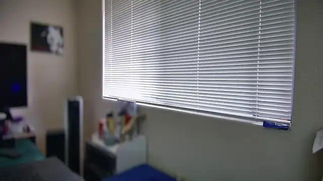 Yagurl  west online show from 01.30.25