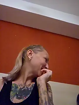bigpuff hott online show from 10.04.25