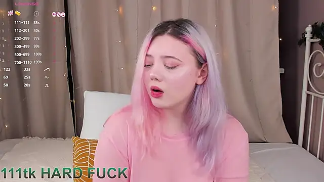   KawaiiYuki   online show from 01.03.25