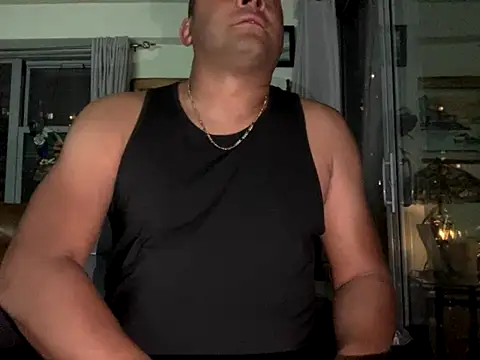 Snapshot of ThickDick_Daddy chatting on 09.25.25 ThickDick Daddy online show from 09.25.25