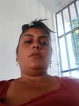 Snapshot of AlyDenalioficial chatting on 02.01.25 AlyDenalioficial online show from 02.01.25