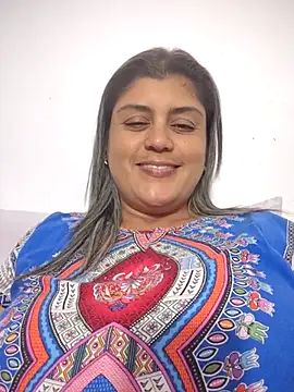 Snapshot of AlyDenalioficial chatting on 11.29.25 AlyDenalioficial online show from 11.29.25