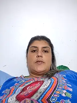 Snapshot of AlyDenalioficial chatting on 11.30.25 AlyDenalioficial online show from 11.30.25