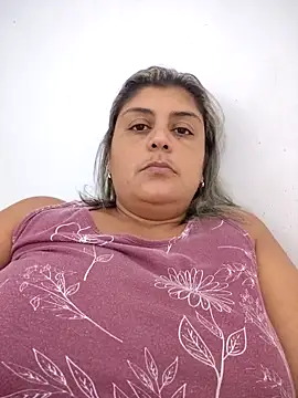 Snapshot of AlyDenalioficial chatting on 02.14.26 AlyDenalioficial online show from 02.14.26