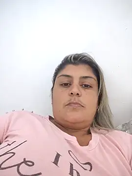 Snapshot of AlyDenalioficial chatting on 02.18.26 AlyDenalioficial online show from 02.18.26