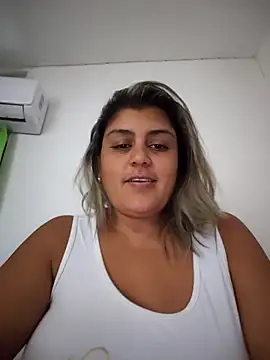 Snapshot of AlyDenalioficial chatting on 03.10.26 AlyDenalioficial online show from 03.10.26