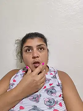 Snapshot of AlyDenalioficial chatting on 07.19.26 AlyDenalioficial online show from 07.19.26