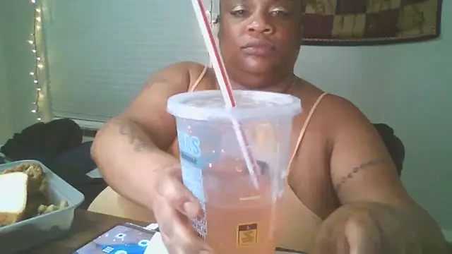 Snapshot of NaughtyHottieBBW chatting on 05.15.26 NaughtyHottieBBW online show from 05.15.26