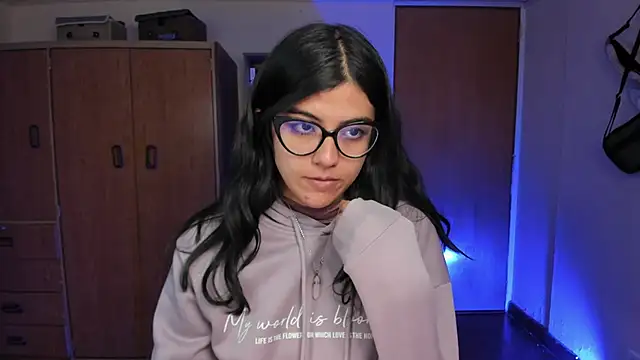 valerie  skyy online show from 01.24.25