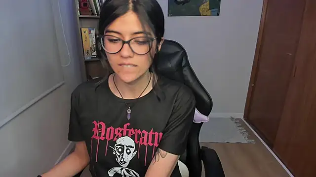 valerie  skyy online show from 01.06.26