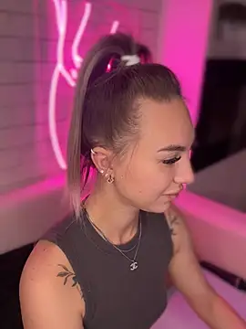 MiaMinx online show from 12.04.24