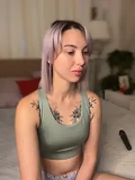 MiaMinx online show from 01.14.26