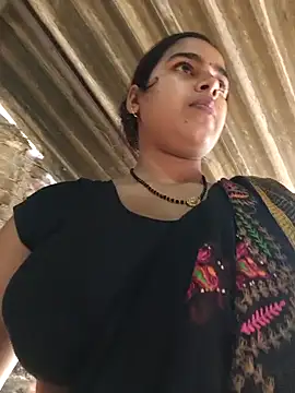 Snapshot of Baby_Muskan chatting on 10.23.25 Baby Muskan online show from 10.23.25