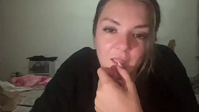 Snapshot of missykat chatting on 06.29.26 missykat online show from 06.29.26
