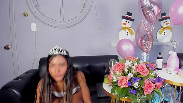 Snapshot of sofi_potter_ chatting on 12.27.24 sofi potter  online show from 12.27.24