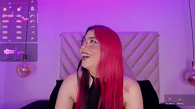 EmmaSwift  online show from 11.18.25