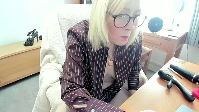 Victoria68xx online show from 03.30.26