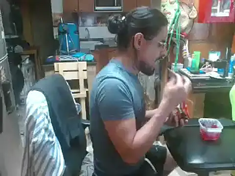 Snapshot of Dr_Pocholate84 chatting on 01.10.25 Dr Pocholate84 online show from 01.10.25